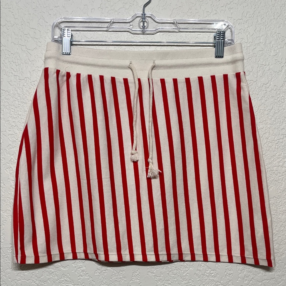 Zara Women’s Red & White Striped Skirt Set (Top-Medium/Skirt-Large) - Picture 10 of 16